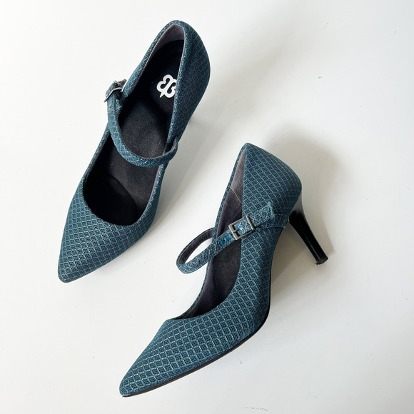 Betabrand Mary Janes Mile Marker Blue Teal Knit Comfortable Pumps Heels Size 37 - Picture 1 of 9